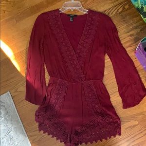 Burgundy romper size small